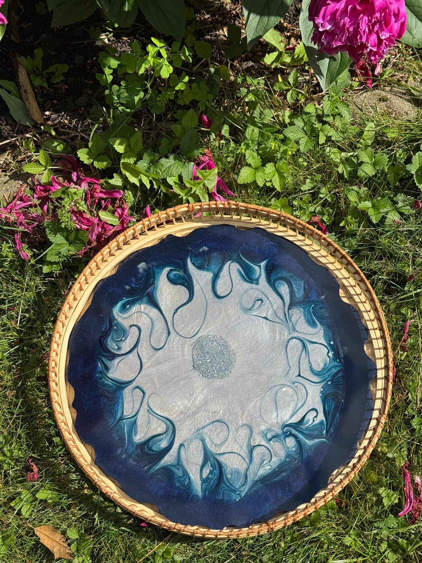 Multi-Use Epoxy Resin Tray – Makeup, Accessories & More